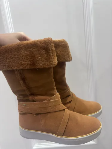 Bota Dakota cano médio