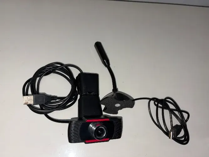 Webcam USB + Microfone USB - funcionando perfeitamente