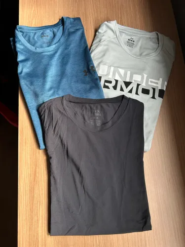 Kit 3 blusas M - Under Armour e Track and Field