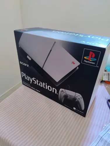 PS5 30 anos NOVO e LACRADO
