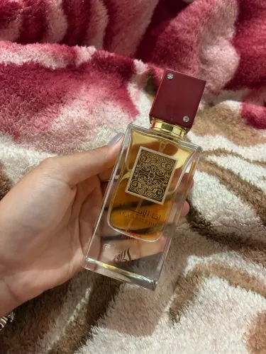 Perfume contra tipo árabe do baccarat rouge 540.