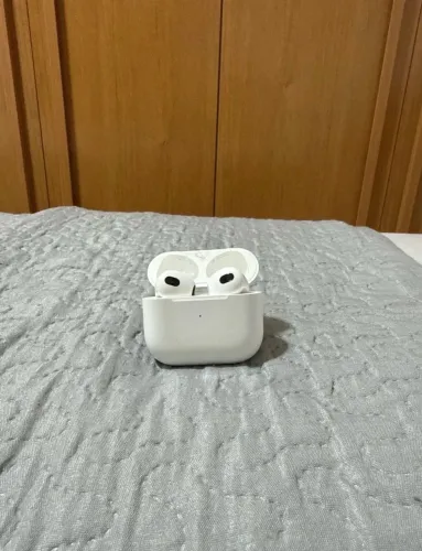 AirPods 3