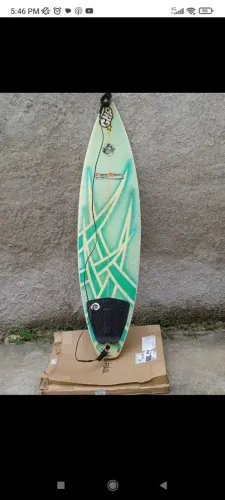 Prancha de surf tamanho 5.9