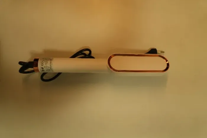 Escova Alisadora Elétrica 110v/220v - Pente Alisador Branco