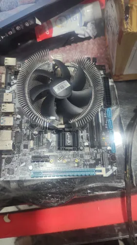 Kit i5 7500 +h110 ddr4+ memória+ cooler