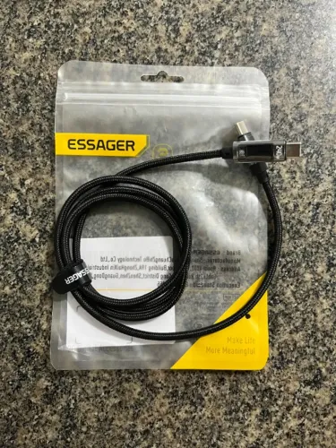 Cabo USB Tipo C para Tipo C Essager 240W com Display (Novo).