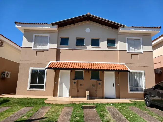 casa sobrado em condomínio alugando