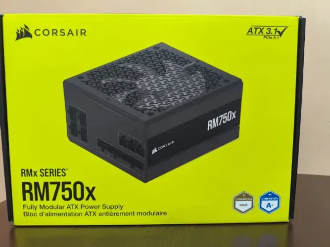 Fonte Corsair RM750x FULL MODULAR
