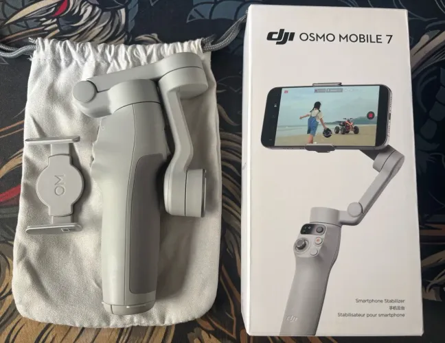 DJI OSMO MOBILE 7