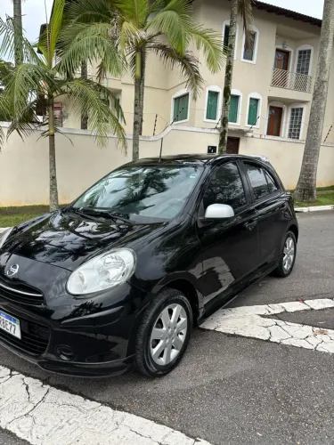 Nissan March SR 1.6 16V Flex Fuel 5P 2012
