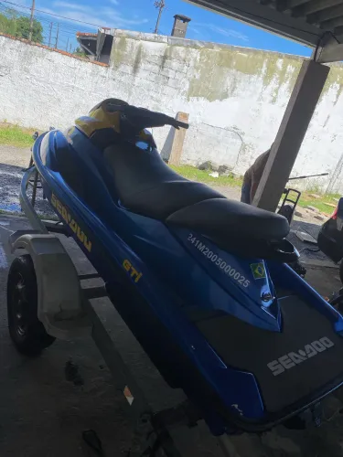 Jet Ski seadoo gti 720cc 
