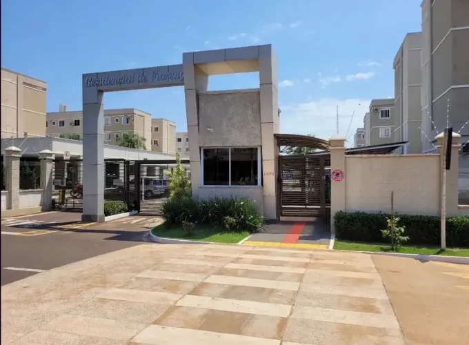 Apartamento para aluguel possui 40 metros quadrados com 2 quartos