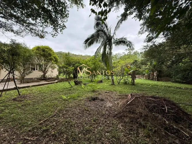 Sítio com 2 dormitórios à venda, 2000 m² por R$ 1.400.000 - Vargem Pequena - Florianópolis