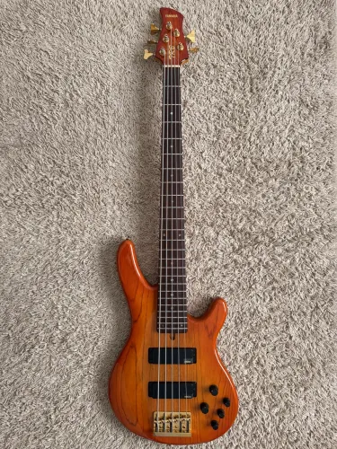 Baixo yamaha trb 5ll