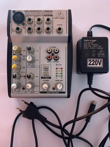 Eurorack ub502 Behringer Mesa de Som