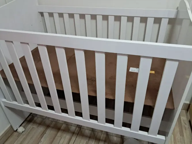 Vende-se Berço novo
