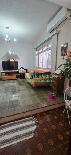 CASA A VENDA ATRAVESSA DA RUA DO RETIRO EM JUNDIAI