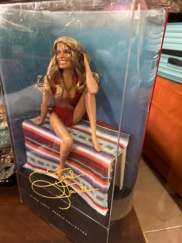 Barbie Collector Farrah Fawcett