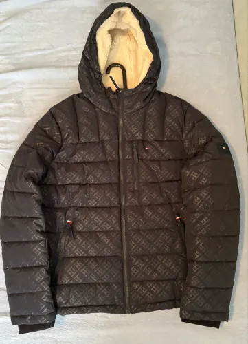 Jaqueta Tommy Hilfiger Original - Importada dos EUA - Tamanho M - Nova