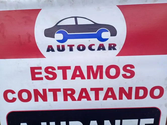 Vaga para mecânico e ajudante