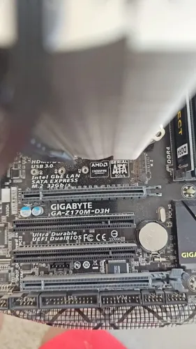 Gigabyte Z170M-D3H - Placa-mãe