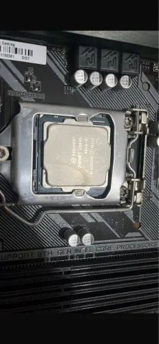 Kit PLACA MÃE AORUS-b360m e PROCESSADOR I5-8400