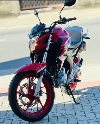 ? HONDA CB 250F TWISTER 2021 - VERMELHA! ?