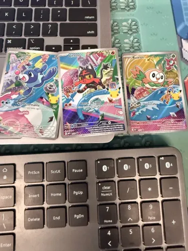 trio de Alola (Rowlet 043, Popplio 045, Litten 044). Cartas de pokemon TCG