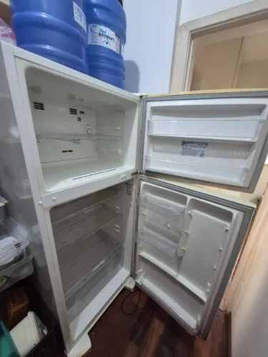 Geladeira usada Electrolux 352 Litros - FUNCIONANDO PERFEITAMENTE