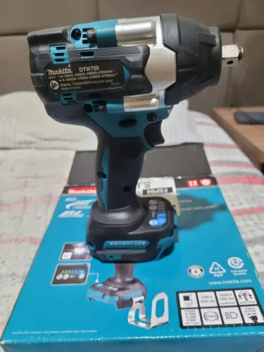 Chave De Impacto 700nm Dtw700z Bl Makita Sem Bateria