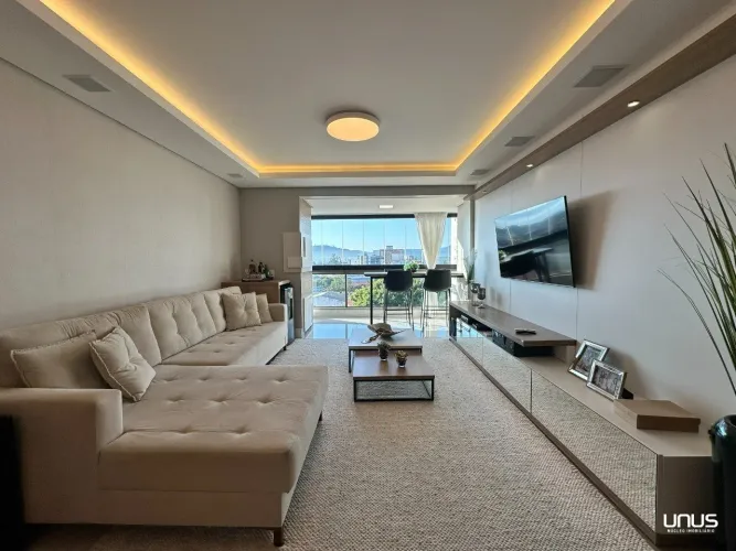 Apartamento de 3 dormitórios sendo 1 suíte em Balneário Estreito