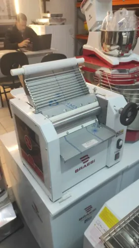 Bh Cilindro Laminador Braesi uso profissional HJ EQUIPAMENTOS
