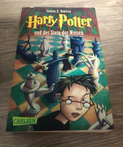 Harry Potter e a Pedra Filosofal - Livro em capa dura