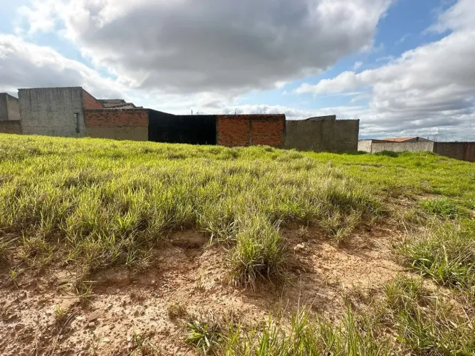 Terreno à venda com 175 m² no Jardim Vivalegro - Votorantim/SP