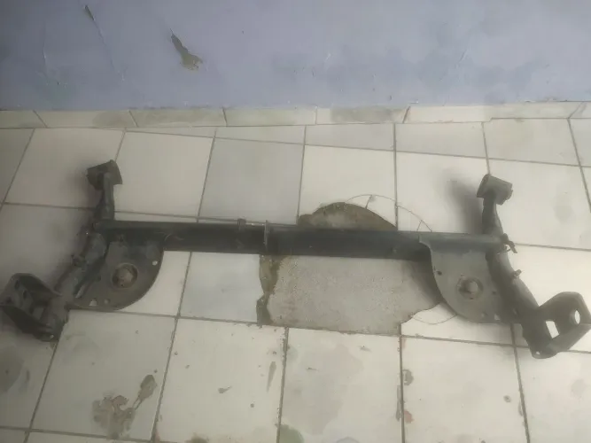 Vendo Eixo Traseiro Sandero 2013