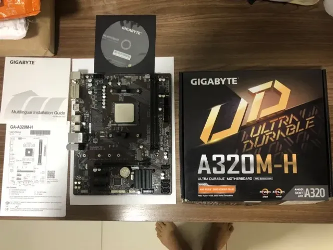 Placa Mãe Gigabye A320M-H