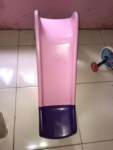 Escorregador infantil 