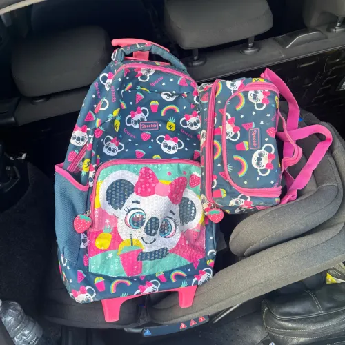 Mochila escolar infantil 