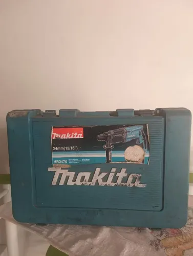 Furadeira Plus, MAKITA HR 2470.