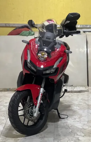 Honda ADV 150 2024