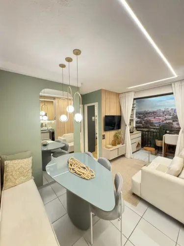 ITBI E REGISTRO GRATIS | APARTAMENTO NO ALEIXO | VARANDA, ELEVADOR, SUITE