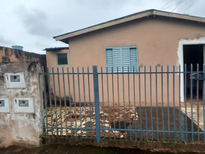 Vendo uma casa na Moreninha I.$ 160.000