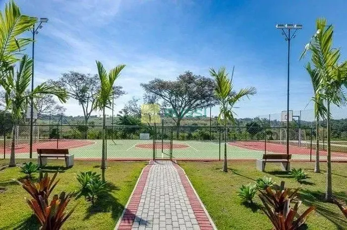 Terreno à venda no Condomínio Fechado Eco Park em Caçapava, SP