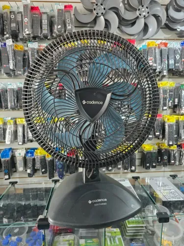 VENTILADOR DE MESA CADENCE 40CM VTR409 127V PRETO - USADO