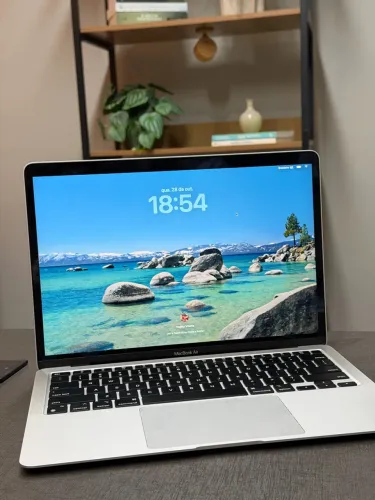 MacBook M1