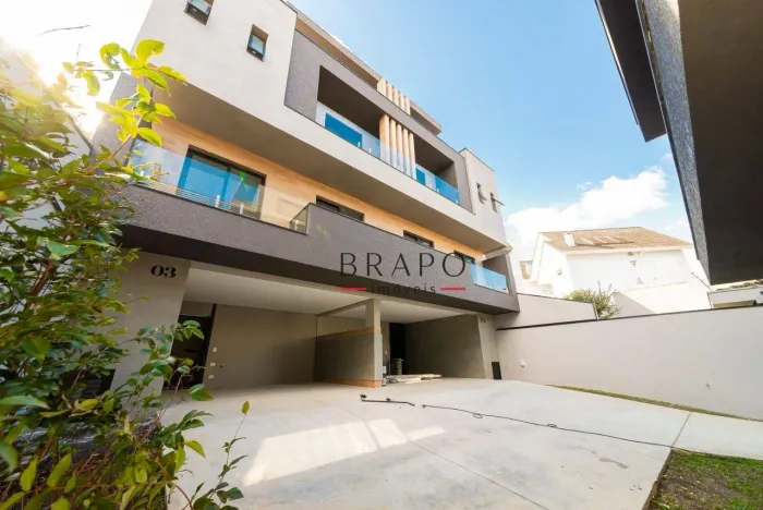Sobrado com 3 dormitórios à venda, 179 m² por R$ 1.990.000,00 - Centro Cívico - Curitiba/P