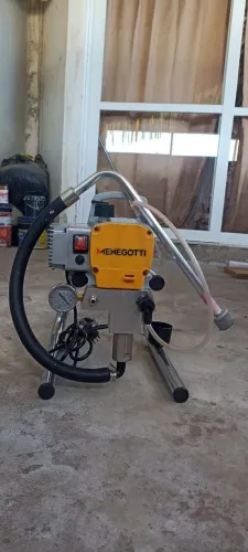 Máquina de pintura profissional super nova, usada só uma vez só!!!