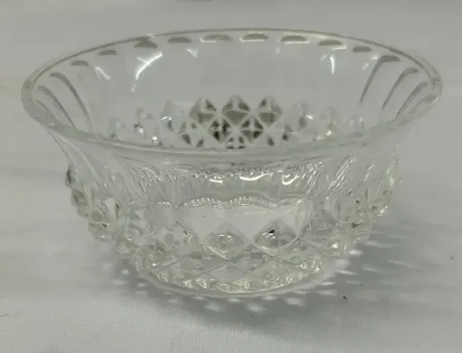 Travessa De Vidro Pequena Decorada E Elegante