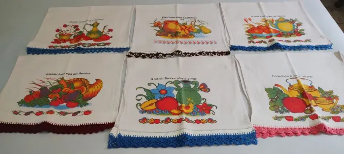 06 Guardanapos Decorados e com Babadinhos