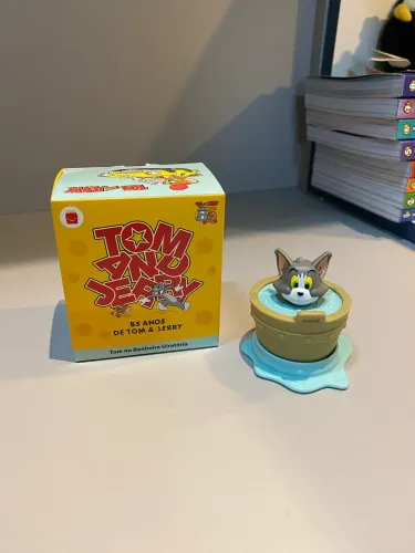 Tom, de Tom And Jerry, 85 anos, McDonalds